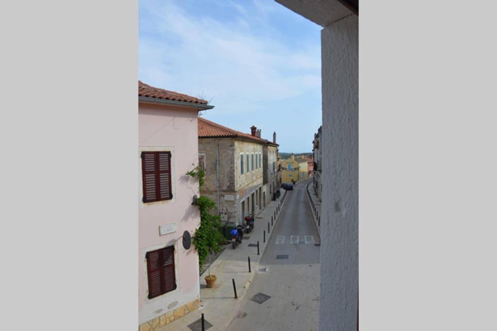 Old Town Apartment Popovic ヴルサル エクステリア 写真